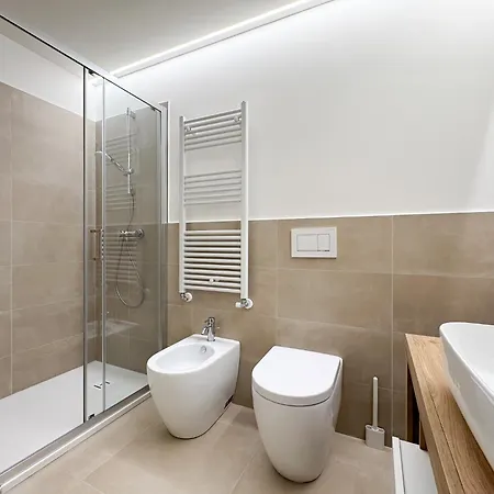 Apartman Out Finish Royal *