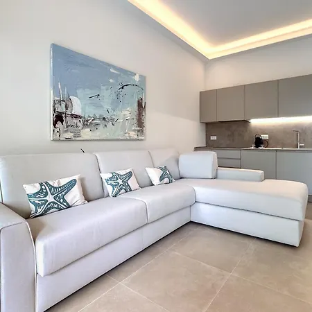 Apartman Out Finish Royal *