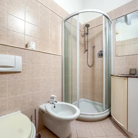 Apartman Out Finish Royal